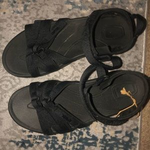 Teva sandals womens 9.5